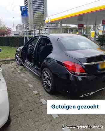 Vier deuren van Mercedes gestolen in Den Bosch