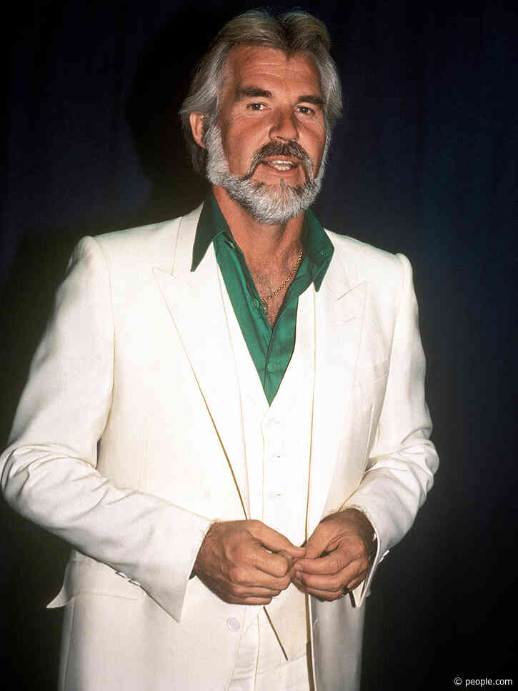 Kenny Rogers Recalls Growing Up Poor in His Final Appearance — ‘We Struggled,’ Says Sister