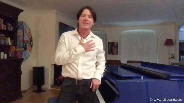 Arthur Hanlon Dedicates ‘We Are the Champions’ to Nurses & Doctors for Billboard Live At-Home Concert
