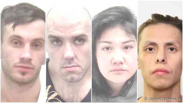 Calgary police look to locate 4 people linked to 2 separate homicides
