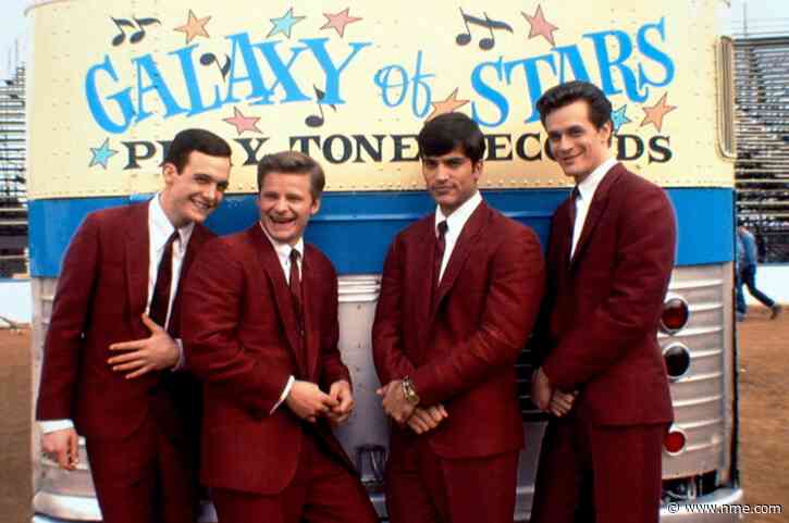 That Thing You Do! cast to reunite online for coronavirus fundraiser