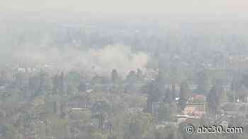 2 displaced after apartment fire in central Fresno