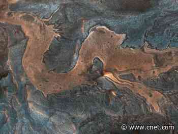NASA spots a 'dragon' on Mars     - CNET