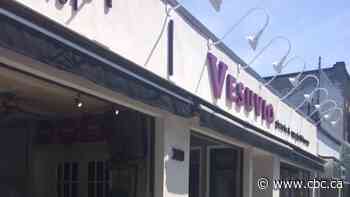 Toronto pizzeria Vesuvio permanently closing after 63 years due to COVID-19