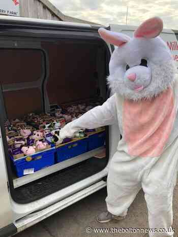 Smithills Open Farm gets Bolton children a visit from Easter bunny - The Bolton News