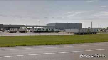 1,000 workers temporarily laid off at Alberta meat plant with COVID-19 outbreak, union says