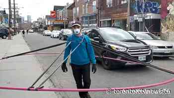 Toronto man creates 'social distancing machine' to highlight pedestrian woes - CTV News
