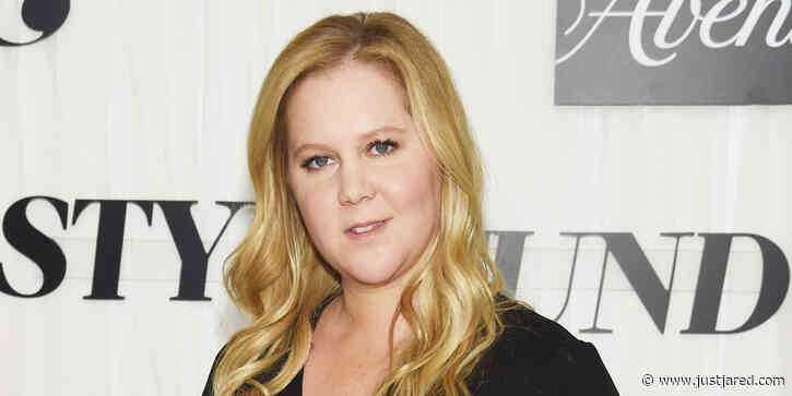Amy Schumer Has Donated Masks To Her Best Friend's Hospital