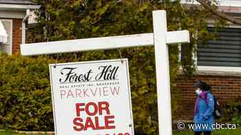 Home sales fell 14% in March as COVID-19 settled in, CREA says