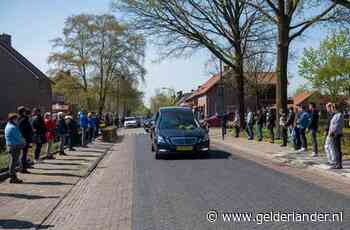Brabants dorp neemt afscheid van Guus (29): ‘Dag, tot ooit’