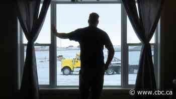 Mental health group warns of 'echo pandemic' among traumatized health workers, vulnerable Canadians