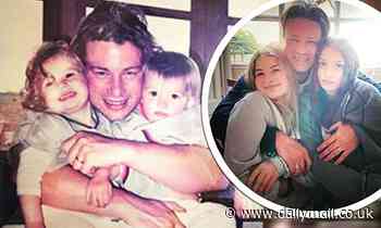 Jamie Oliver shares sweet photo with eldest daughters Poppy, 18, and Daisy, 17