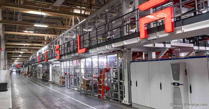 Former Tesla employees brought stolen documents to self-driving startup Zoox