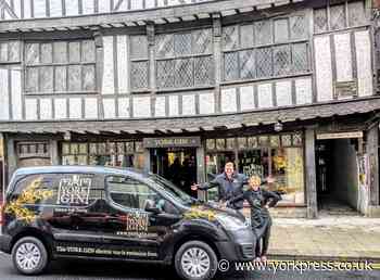 York Gin offers free delivery to your door