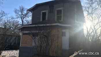 Investigators probe for links between 9 house fires in Saskatoon core since March 24 - CBC.ca