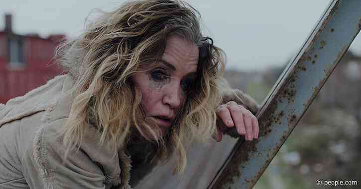 Watch Felicity Huffman Play a Self-Destructive Mom in Trailer for Tammy's Always Dying