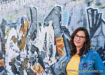 Dankzij de streams van Emma (32) verkennen ‘toeristen’ ook nu Berlijn: ‘Dit idee is mijn redding’