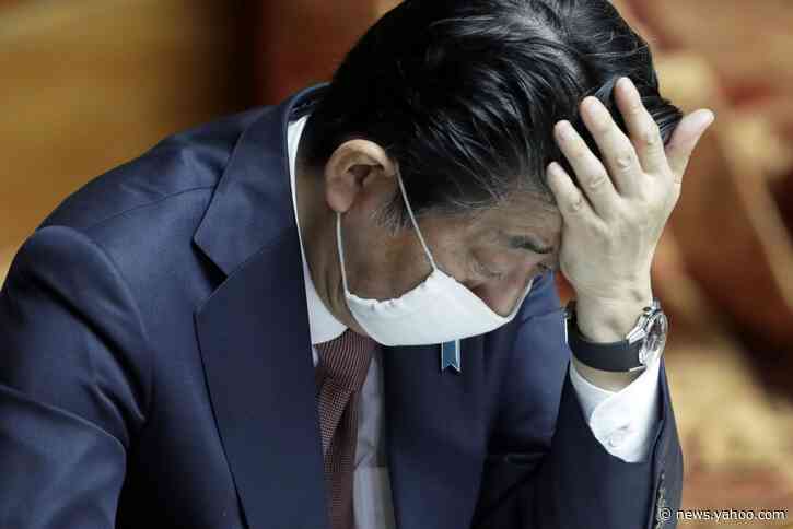 Japan’s Abe Turns to More Drastic Virus Measures as Support Sags