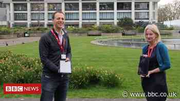 Coronavirus: Intensive care video chat for relatives