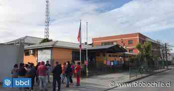 Familiares de internos de cárcel de Coronel protestan tras anuncio de cierre del recinto penal - BioBioChile