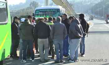 Protesta de conductores Lota – Coronel impide circulación del Biotrén - Canal 9 Bío Bío Televisión