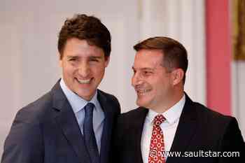 Canada-U.S. coordinating border services to ensure essential service sectors continue operations