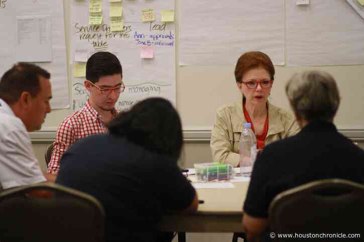 Disaster expert Angela Blanchard: Dealing with Houston's fear of COVID-19 and a possible rebellion - Houston Chronicle