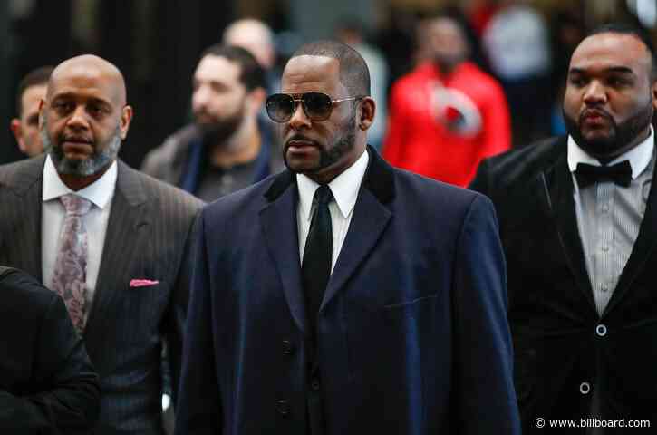 R. Kelly Is a Flight Risk, Prosecutors Argue After Prison Release Request