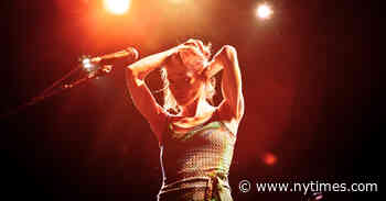 Fiona Apple Is Back and Unbound: Let’s Discuss