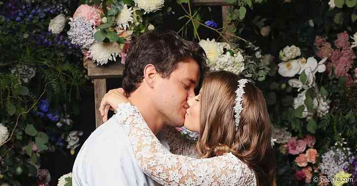 Bindi Irwin Says 'Hold Onto Love No Matter What the World Throws Our Way' as She Reflects on Wedding