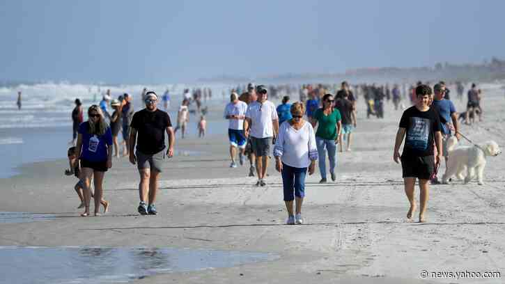 ‘Very, Very Scary’: Officials Dumbfounded as Florida Beaches Reopen, 3 Days After Death Spike