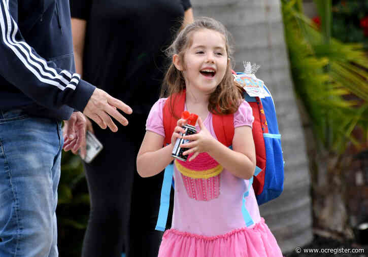 Photos: 5 Year old Celebrates Birthday with Drive-by Celebration in Anaheim