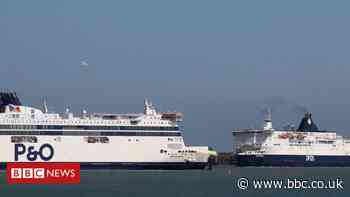 Liverpool to Dublin ferry hit by payment row