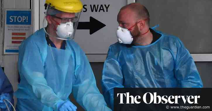 Medical staff face weeks without protective gowns