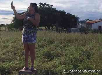Palmas do Monte Alto: Moradores procuram o Voz da Bahia para reclamar de problemas com operadora de celular - Voz da Bahia