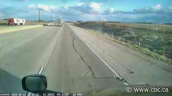 The long haul: Ottawa trucker riding out pandemic on increasingly inhospitable highways - CBC.ca