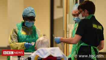 Coronavirus: 'Critical' to get protective kit to front line - NHS medical director - BBC News