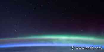 SpaceX Starlink satellite 'train' and stunning aurora captured by astronaut     - CNET