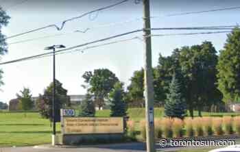 Brampton jail closing after 60 inmates, 8 staff contract COVID-19 - Toronto Sun