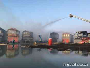 Fire tears through houses being built in southwest Edmonton’s Chappelle area