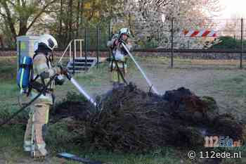 Treinverkeer rijdt langzaam vanwege bermbrand bij De Klomp