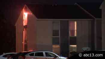 Man shot by girlfriend's ex-boyfriend in north Houston - KTRK-TV