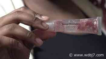 Radford University student becomes cosmetic entrepreneur during COVID-19 pandemic - WDBJ7