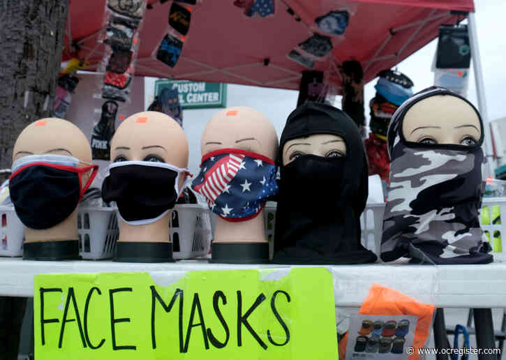Fullerton will require everyone visiting retail businesses to wear masks