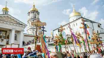Coronavirus: Ukrainian town sealed off after monastery outbreak