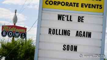 Some U.S. states plan 'risky' reopenings, but appear to have White House support