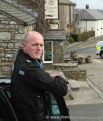 Cyclists fined for drinking in beer garden after ride - Police step up lockdown patrols