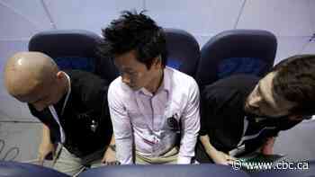 No more middle seats? Airlines ponder new normal of flying in era of COVID-19