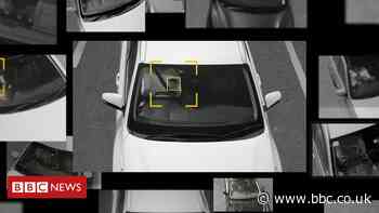 Camera tech catches motorists using their mobiles