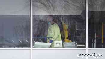 COVID-19 in Quebec: 'We need you,' says Legault of thousands absent from health-care network